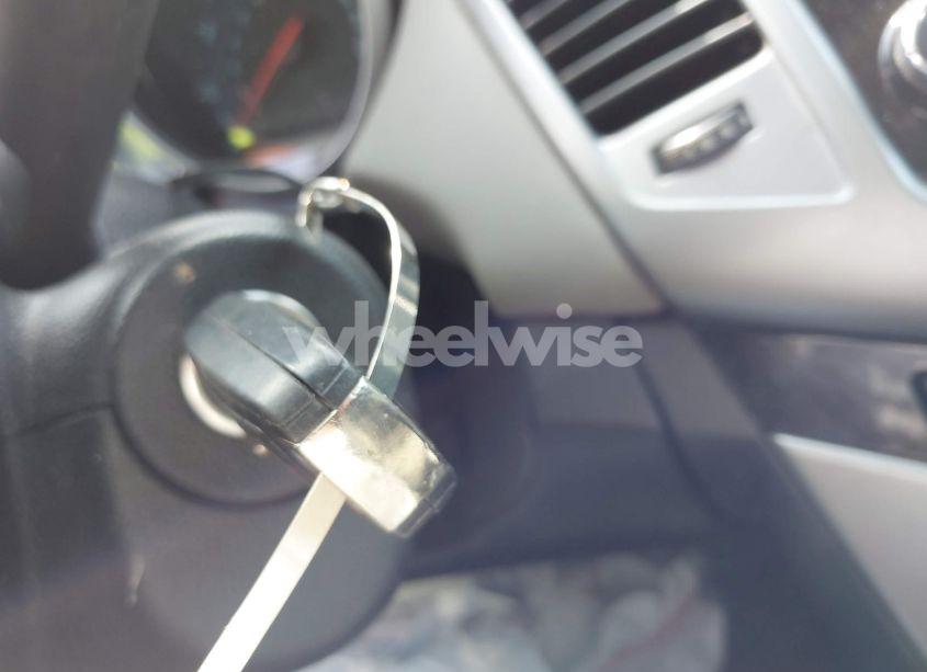 Photo 11 of 2014 Chevrolet Cruze LS AUTO (VIN 1G1PA5SH4E7105630)