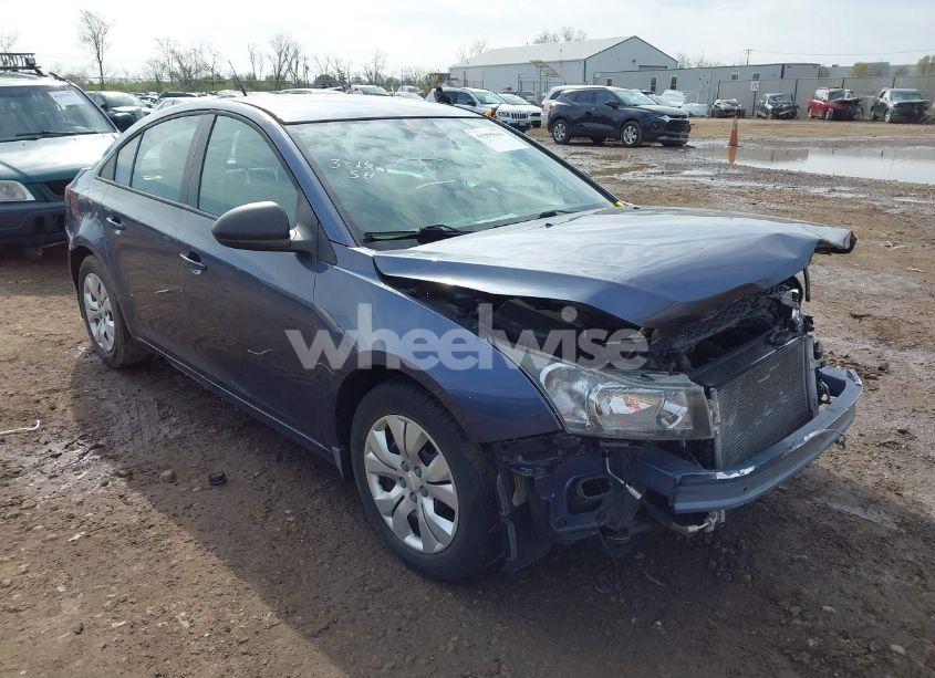 2014 Chevrolet Cruze LS AUTO (VIN 1G1PA5SH4E7148929) main photo