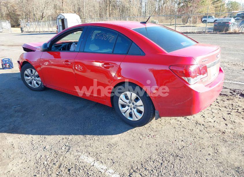 Photo 3 of 2014 Chevrolet Cruze LS AUTO (VIN 1G1PA5SH4E7159512)