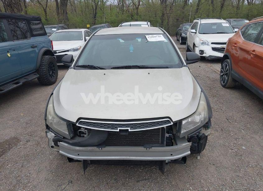 Photo 12 of 2014 Chevrolet Cruze LS AUTO (VIN 1G1PA5SH4E7226416)