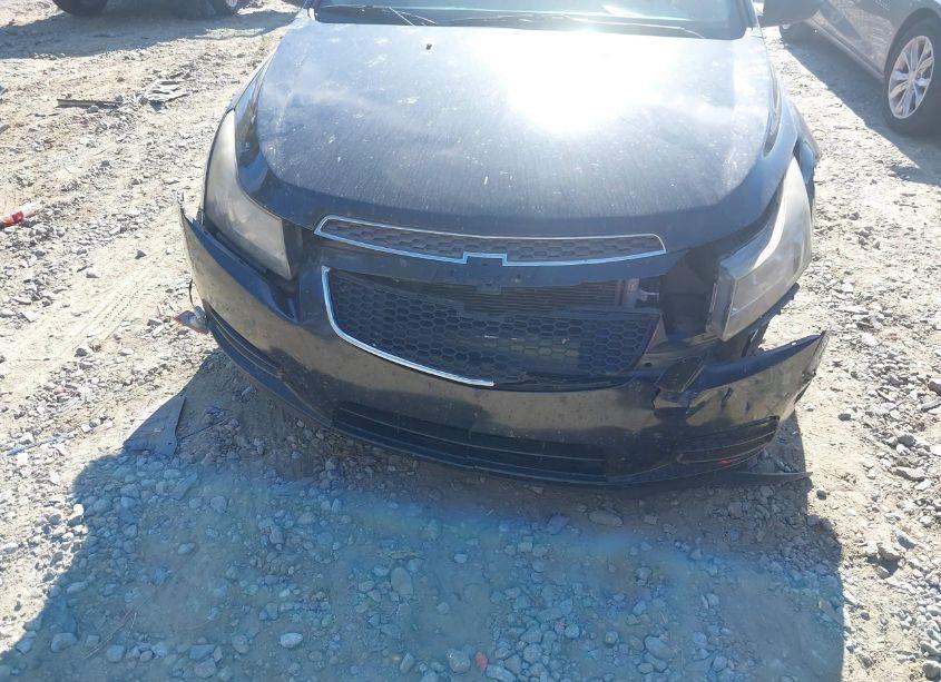 Photo 6 of 2014 Chevrolet Cruze LS AUTO (VIN 1G1PA5SH4E7236394)