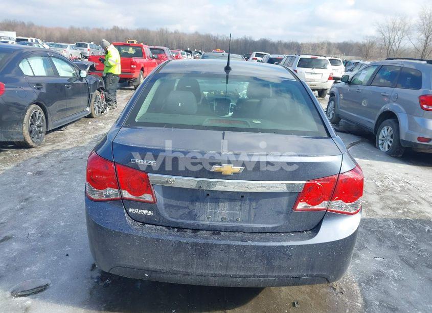 Photo 17 of 2014 Chevrolet Cruze LS AUTO (VIN 1G1PA5SH4E7245063)
