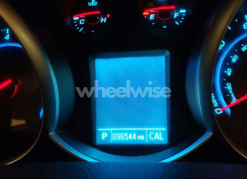 Photo 7 of 2014 Chevrolet Cruze LS AUTO (VIN 1G1PA5SH4E7348418)