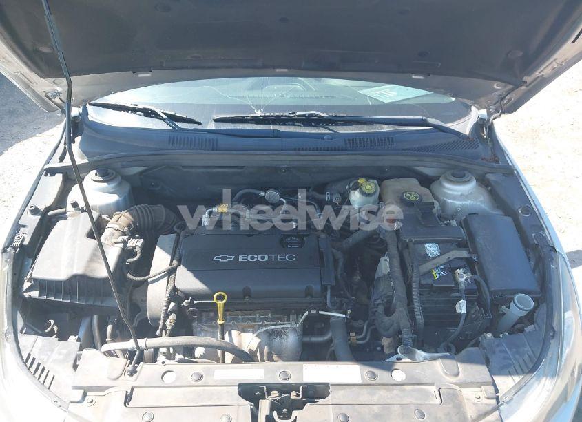 Photo 10 of 2014 Chevrolet Cruze LS AUTO (VIN 1G1PA5SH4E7358141)