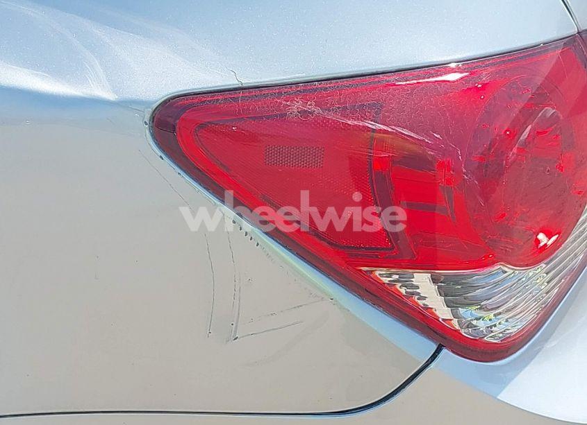 Photo 6 of 2014 Chevrolet Cruze LS AUTO (VIN 1G1PA5SH4E7358141)