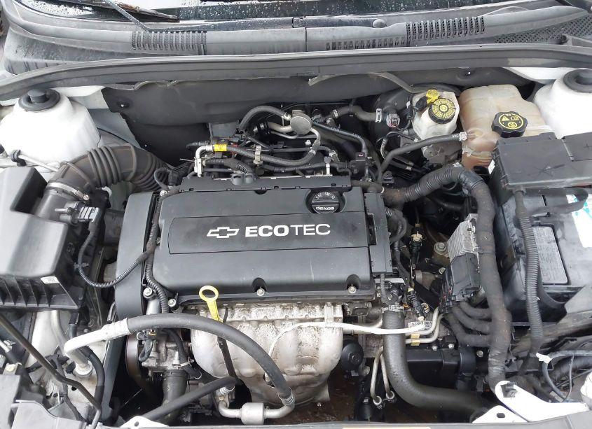 Photo 10 of 2014 Chevrolet Cruze LS AUTO (VIN 1G1PA5SH4E7429323)