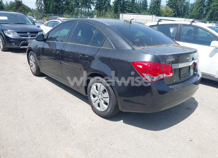Photo 3 of 2015 Chevrolet Cruze LS AUTO (VIN 1G1PA5SH4F7212842)