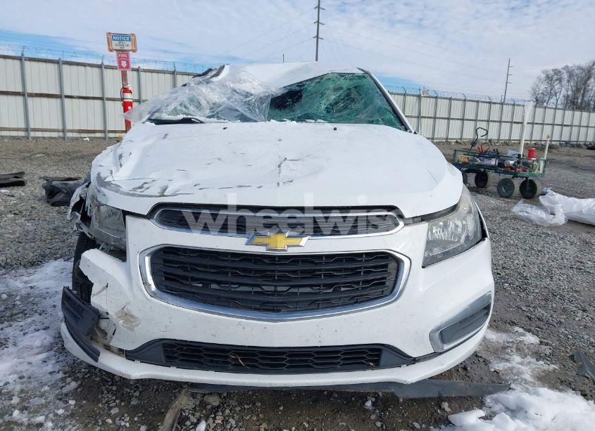 Photo 13 of 2015 Chevrolet Cruze LS AUTO (VIN 1G1PA5SH4F7219323)