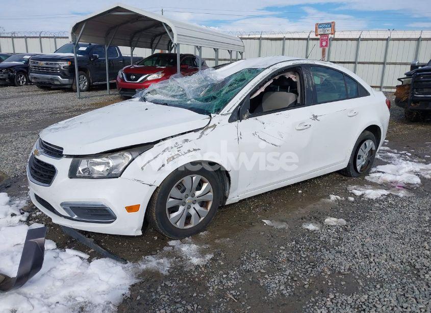 Photo 2 of 2015 Chevrolet Cruze LS AUTO (VIN 1G1PA5SH4F7219323)
