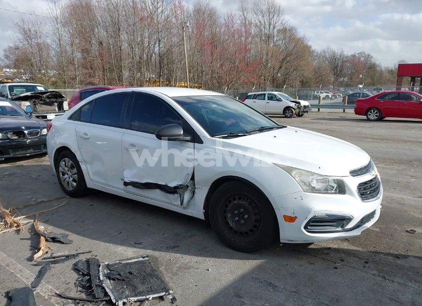 2015 Chevrolet Cruze LS AUTO (VIN 1G1PA5SH4F7232167) main photo