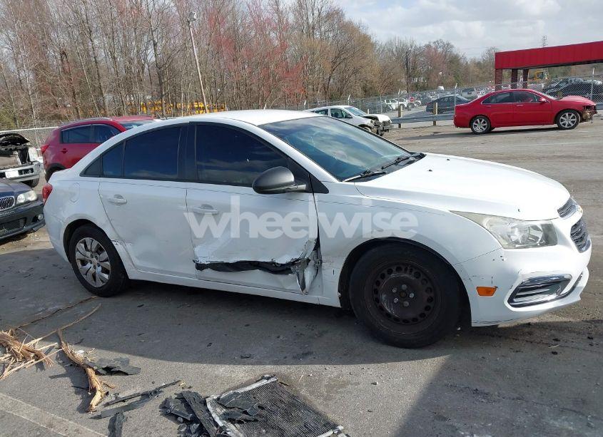 Photo 14 of 2015 Chevrolet Cruze LS AUTO (VIN 1G1PA5SH4F7232167)