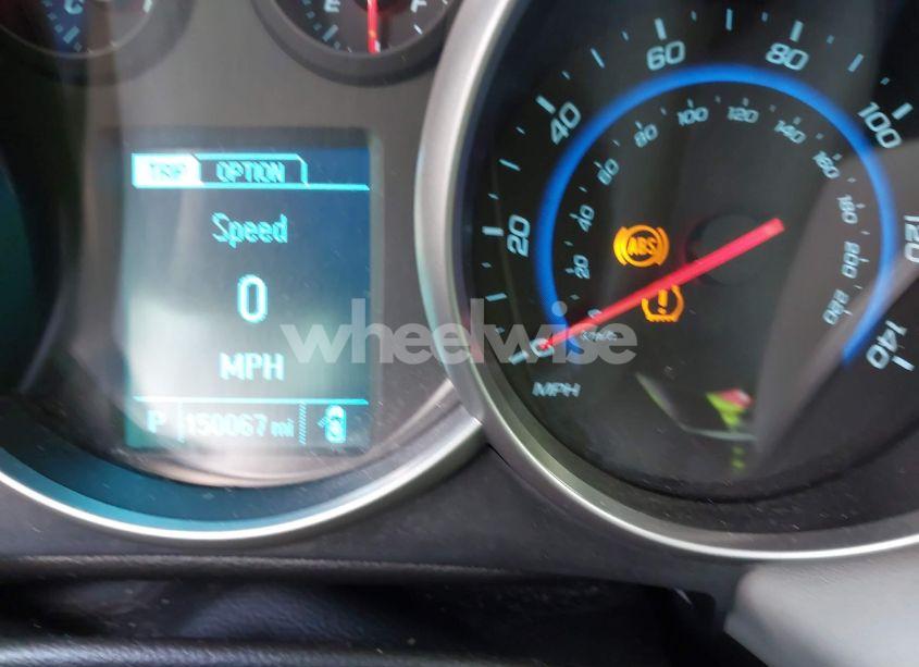 Photo 15 of 2015 Chevrolet Cruze LS AUTO (VIN 1G1PA5SH4F7255786)