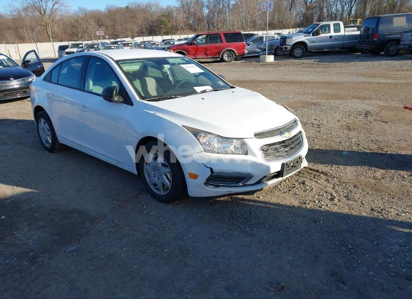 2015 Chevrolet Cruze LS AUTO (VIN 1G1PA5SH4F7269624) main photo