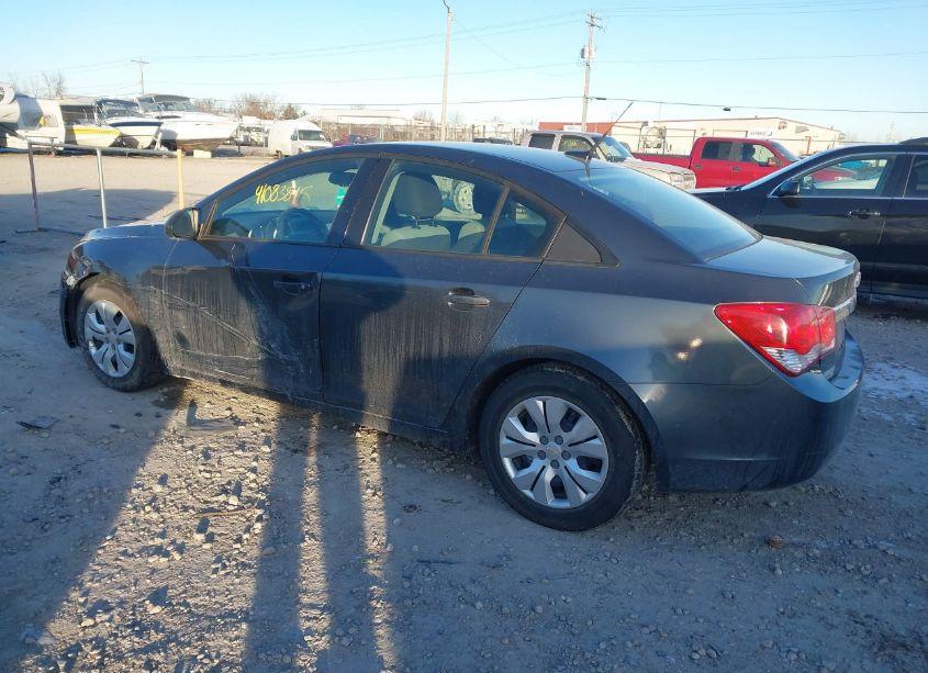 Photo 3 of 2013 Chevrolet Cruze LS AUTO (VIN 1G1PA5SH5D7195014)
