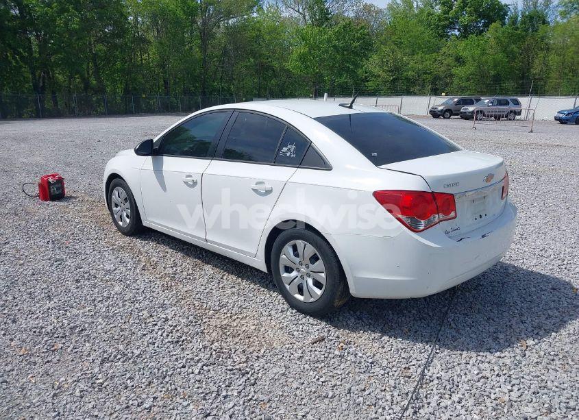 Photo 3 of 2013 Chevrolet Cruze LS AUTO (VIN 1G1PA5SH5D7196552)