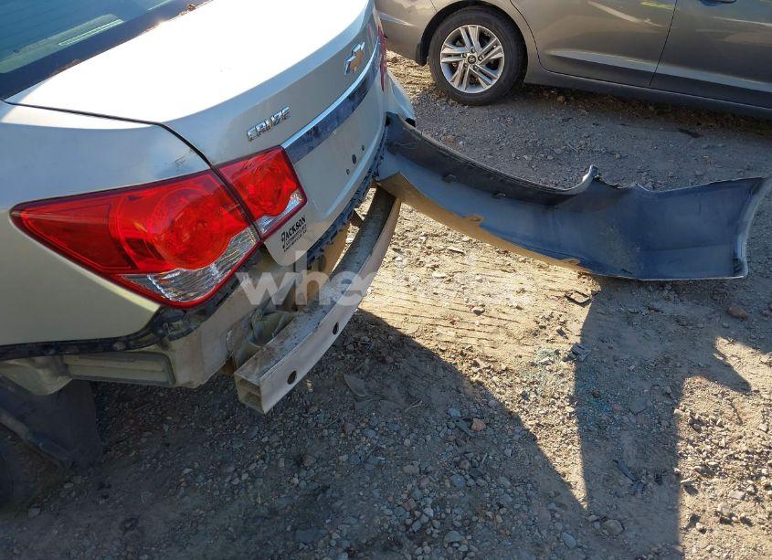 Photo 12 of 2013 Chevrolet Cruze LS AUTO (VIN 1G1PA5SH5D7254823)