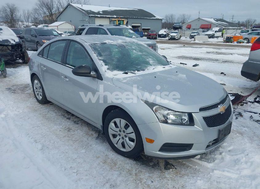 2013 Chevrolet Cruze LS AUTO (VIN 1G1PA5SH5D7283576) main photo