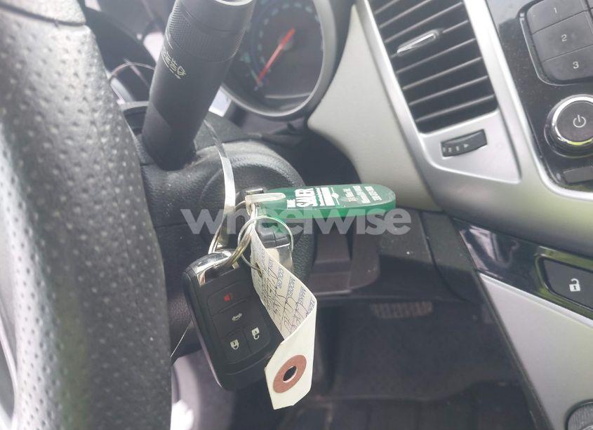 Photo 11 of 2013 Chevrolet Cruze LS AUTO (VIN 1G1PA5SH5D7283576)