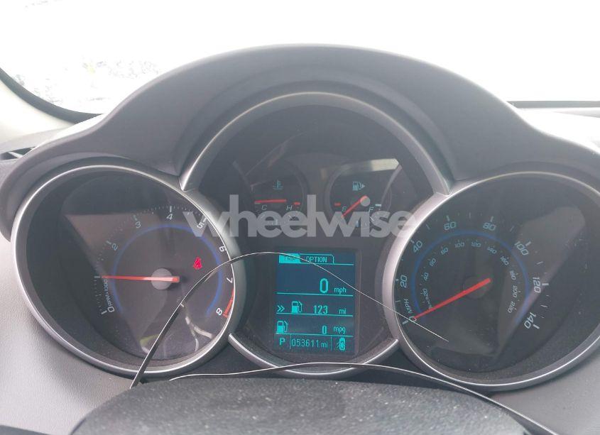 Photo 7 of 2013 Chevrolet Cruze LS AUTO (VIN 1G1PA5SH5D7283576)