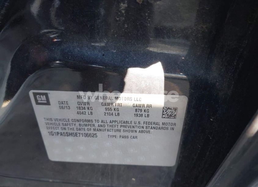 Photo 9 of 2014 Chevrolet Cruze LS AUTO (VIN 1G1PA5SH5E7106625)