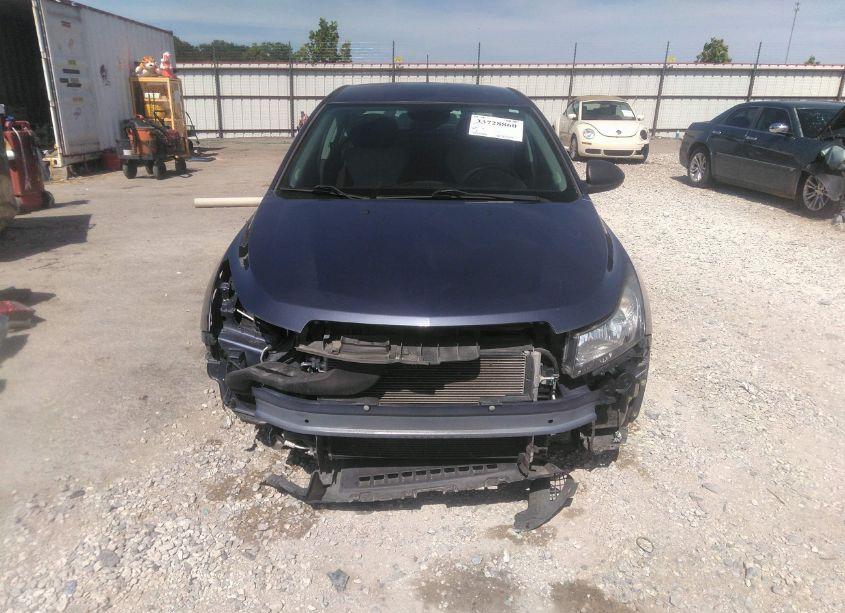 Photo 6 of 2014 Chevrolet Cruze LS AUTO (VIN 1G1PA5SH5E7139432)