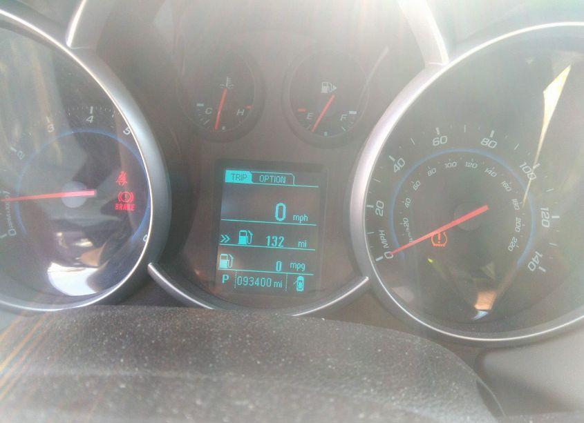 Photo 7 of 2014 Chevrolet Cruze LS AUTO (VIN 1G1PA5SH5E7139432)