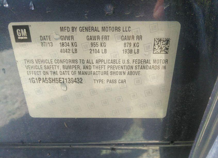 Photo 9 of 2014 Chevrolet Cruze LS AUTO (VIN 1G1PA5SH5E7139432)