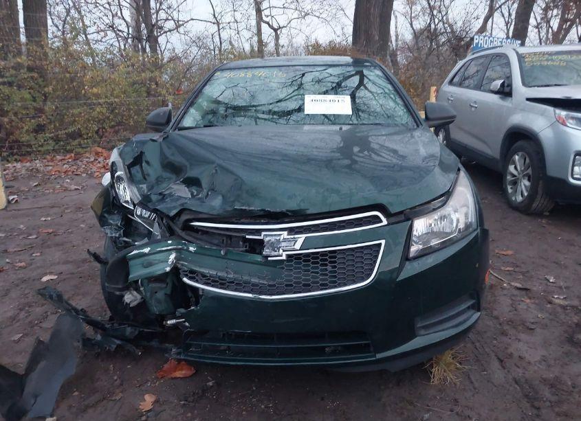 Photo 11 of 2014 Chevrolet Cruze LS AUTO (VIN 1G1PA5SH5E7189182)