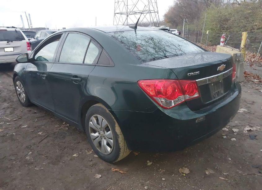 Photo 3 of 2014 Chevrolet Cruze LS AUTO (VIN 1G1PA5SH5E7189182)