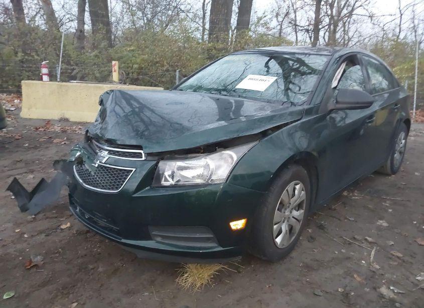 Photo 6 of 2014 Chevrolet Cruze LS AUTO (VIN 1G1PA5SH5E7189182)