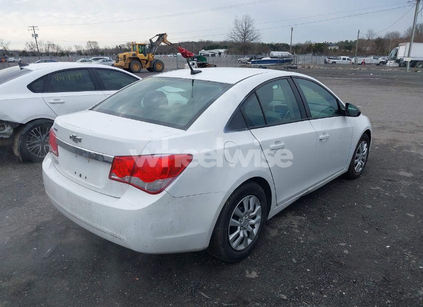 Photo 6 of 2014 Chevrolet Cruze LS AUTO (VIN 1G1PA5SH5E7201220)