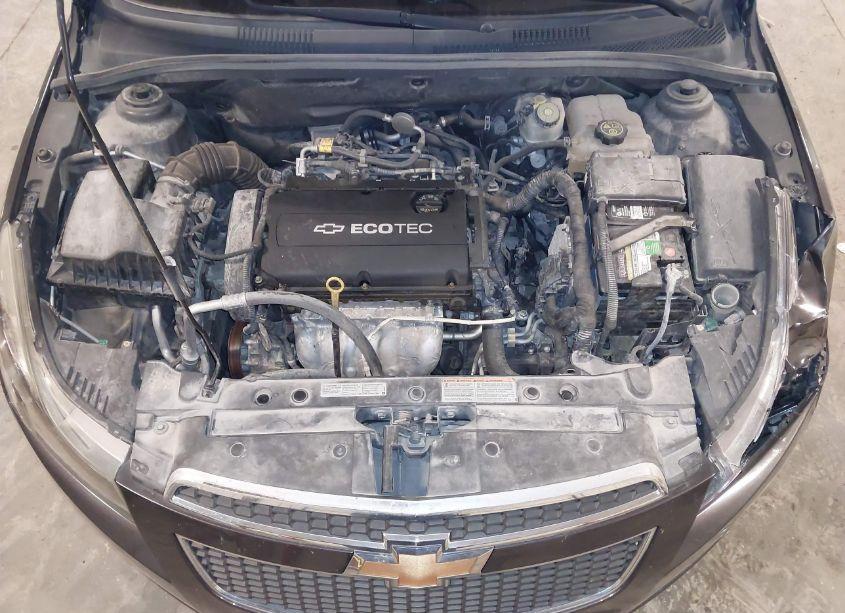 Photo 10 of 2014 Chevrolet Cruze LS AUTO (VIN 1G1PA5SH5E7272319)