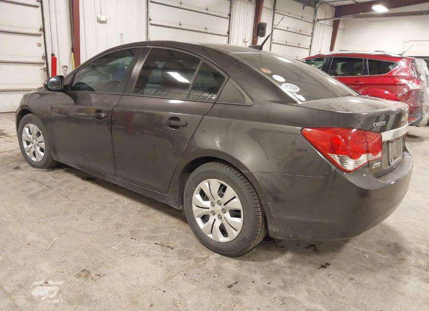 Photo 3 of 2014 Chevrolet Cruze LS AUTO (VIN 1G1PA5SH5E7272319)