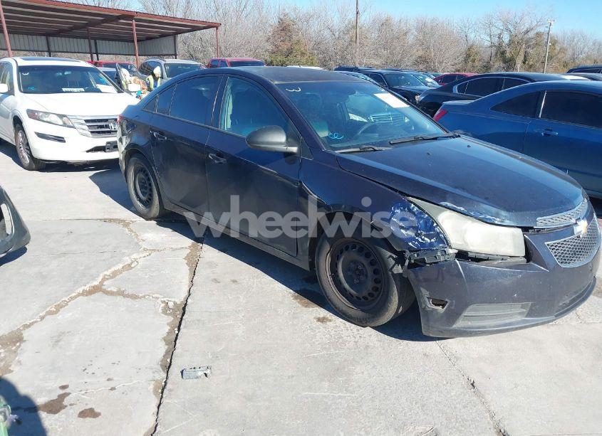 2014 Chevrolet Cruze LS AUTO (VIN 1G1PA5SH5E7455378) main photo