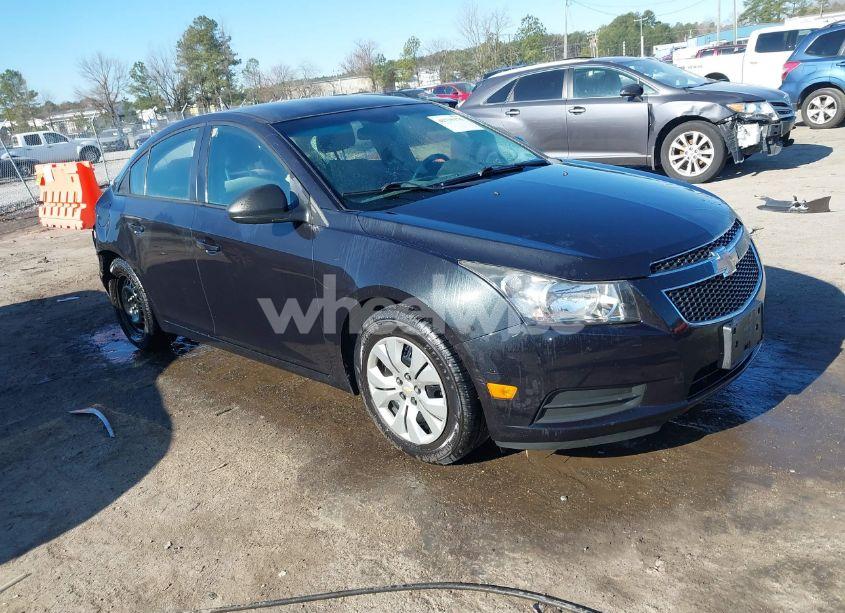 2014 Chevrolet Cruze LS AUTO (VIN 1G1PA5SH5E7484329) main photo
