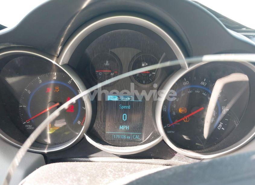 Photo 7 of 2015 Chevrolet Cruze LS AUTO (VIN 1G1PA5SH5F7283144)