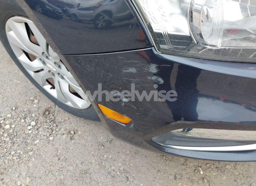 Photo 12 of 2015 Chevrolet Cruze LS AUTO (VIN 1G1PA5SH5F7285783)