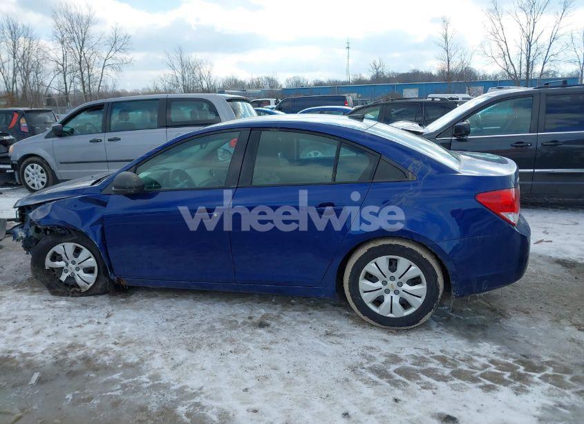 Photo 14 of 2013 Chevrolet Cruze LS AUTO (VIN 1G1PA5SH6D7127224)
