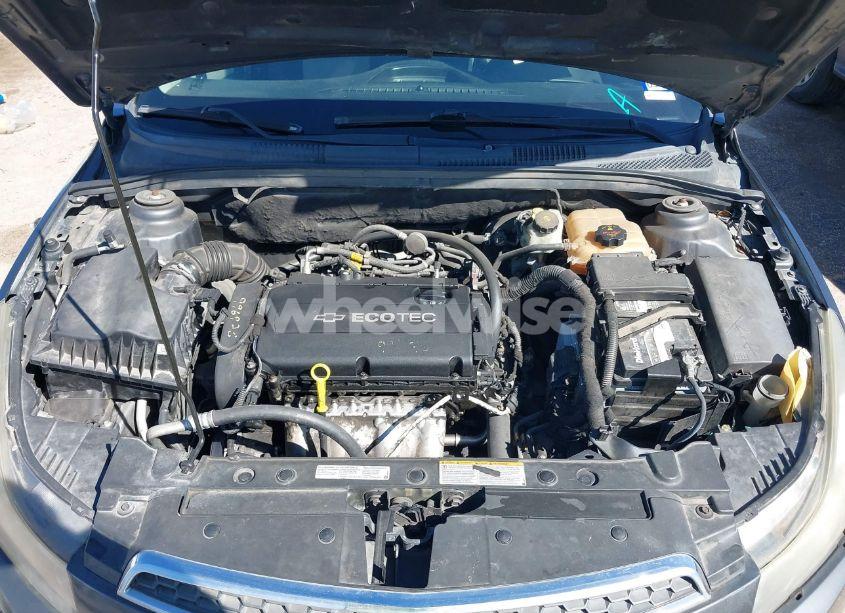 Photo 10 of 2013 Chevrolet Cruze LS AUTO (VIN 1G1PA5SH6D7190808)