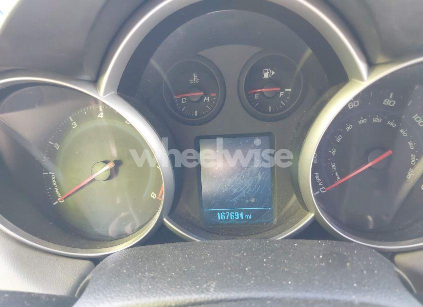 Photo 7 of 2013 Chevrolet Cruze LS AUTO (VIN 1G1PA5SH6D7190808)