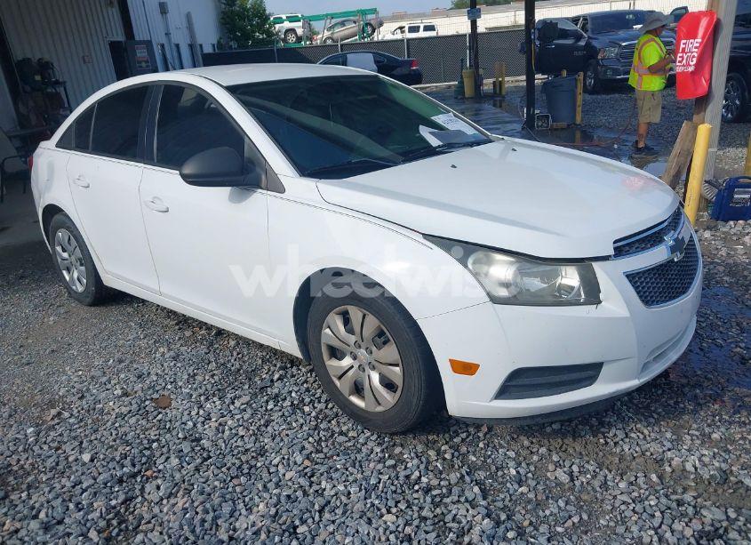 2013 Chevrolet Cruze LS AUTO (VIN 1G1PA5SH6D7196236) main photo