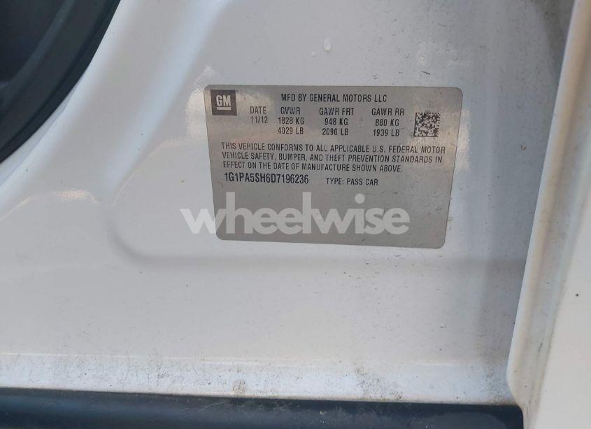 Photo 9 of 2013 Chevrolet Cruze LS AUTO (VIN 1G1PA5SH6D7196236)