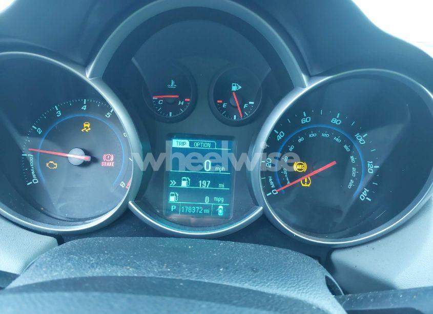 Photo 7 of 2013 Chevrolet Cruze LS AUTO (VIN 1G1PA5SH6D7228277)