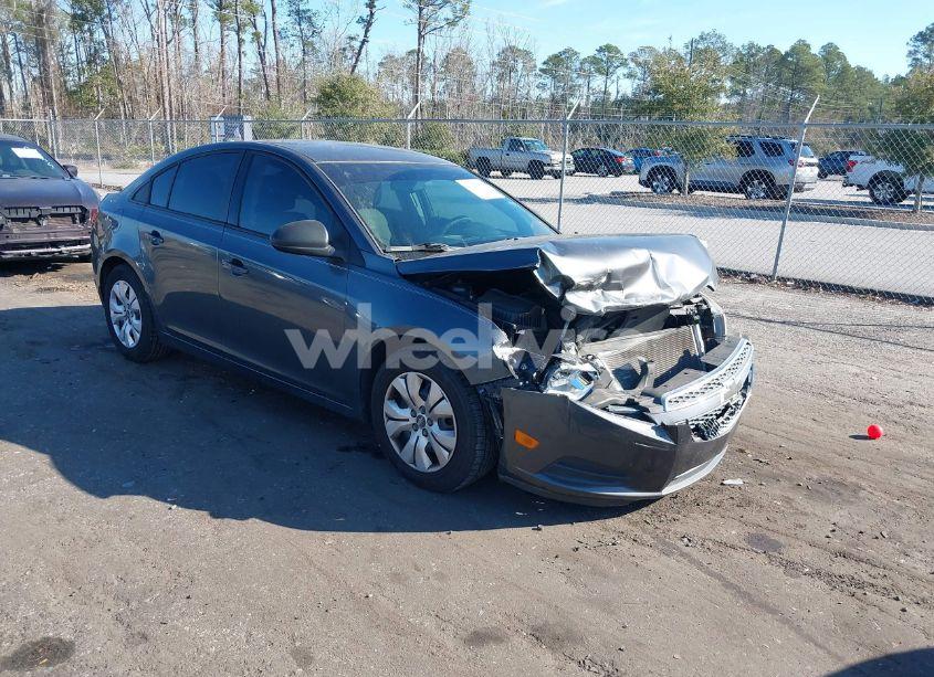 2013 Chevrolet Cruze LS AUTO (VIN 1G1PA5SH6D7236329) main photo