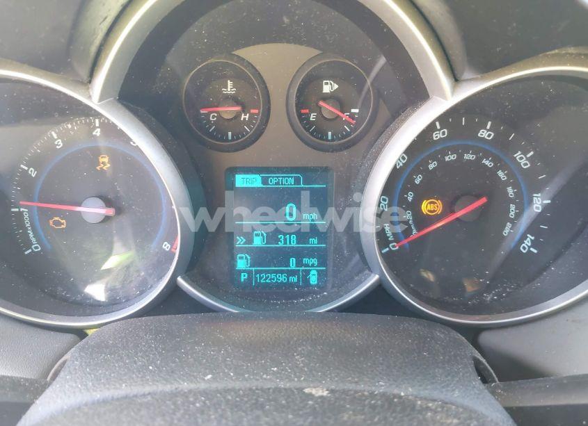 Photo 7 of 2013 Chevrolet Cruze LS AUTO (VIN 1G1PA5SH6D7236329)