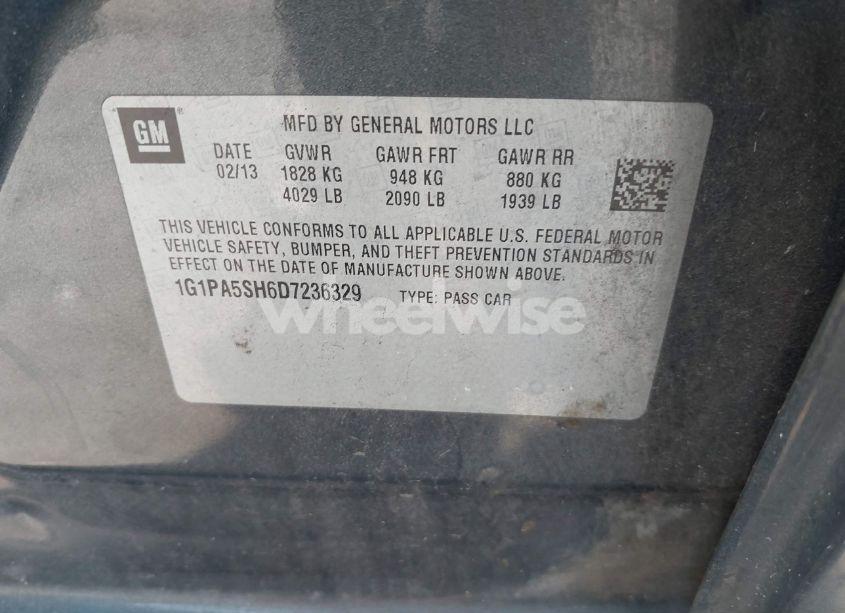 Photo 9 of 2013 Chevrolet Cruze LS AUTO (VIN 1G1PA5SH6D7236329)