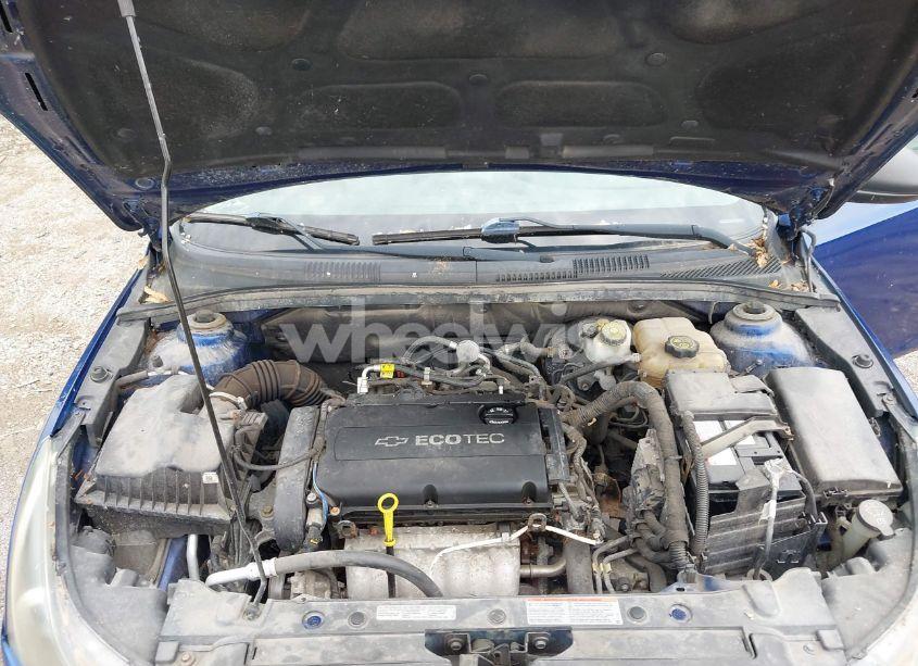 Photo 10 of 2013 Chevrolet Cruze LS AUTO (VIN 1G1PA5SH6D7255186)