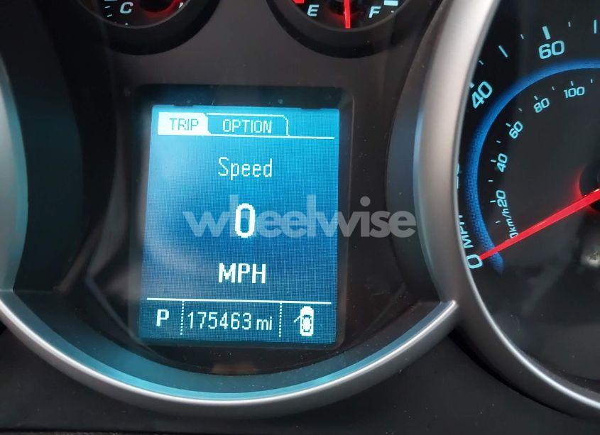 Photo 7 of 2013 Chevrolet Cruze LS AUTO (VIN 1G1PA5SH6D7262977)