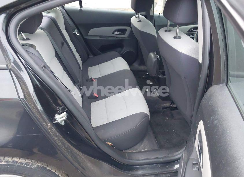 Photo 8 of 2013 Chevrolet Cruze LS AUTO (VIN 1G1PA5SH6D7262977)