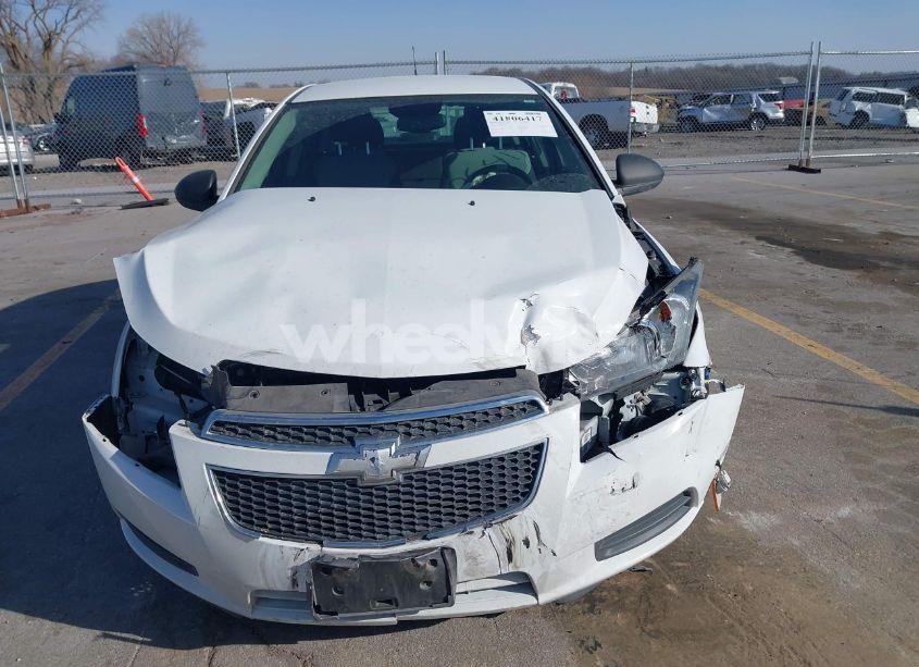 Photo 12 of 2013 Chevrolet Cruze LS AUTO (VIN 1G1PA5SH6D7313782)